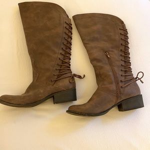 Beautiful knee high boots. Never worn.